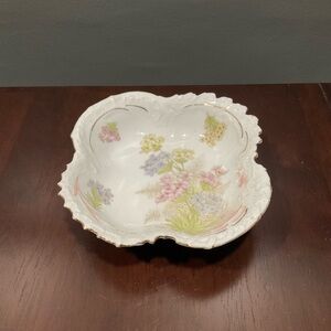 BAVARIAN CHINA CROWN OVER CASTLE MARK PORCELAIN 7” BOWL GOLD TRIM GERMANY